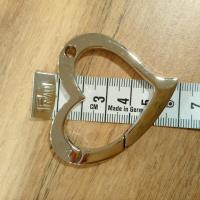 Attache coeur 2