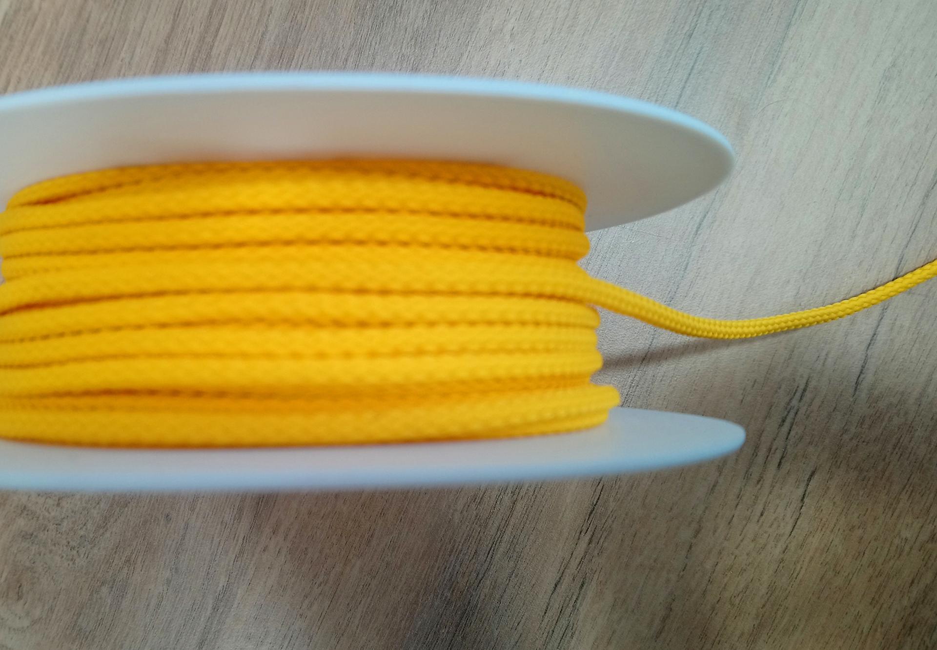 Cordon anorak jaune