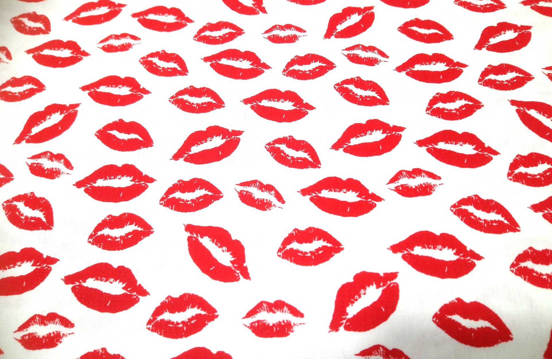 Kiss 2