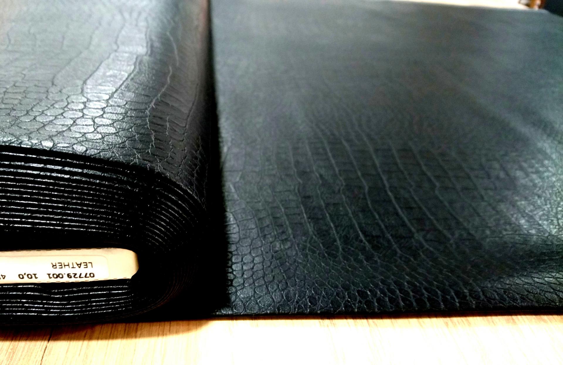 Simili noir croco 1