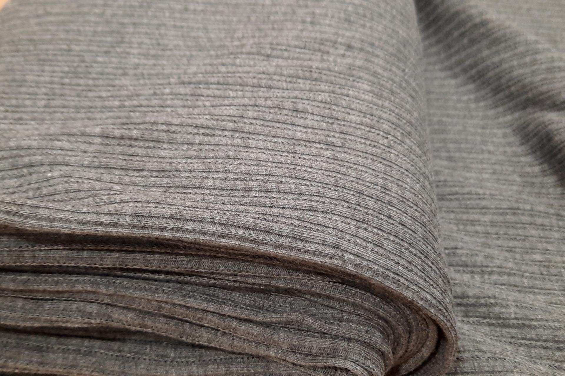 V jersey gris ajoure