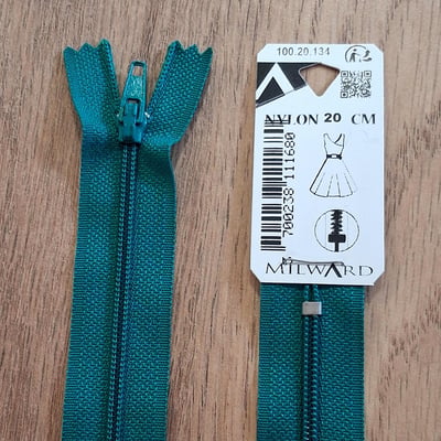 Zip 20 cm 134