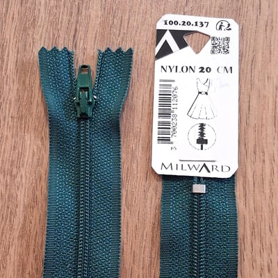 Zip 20 cm 137
