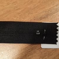 Zip 40 cm noir 2 jpg3